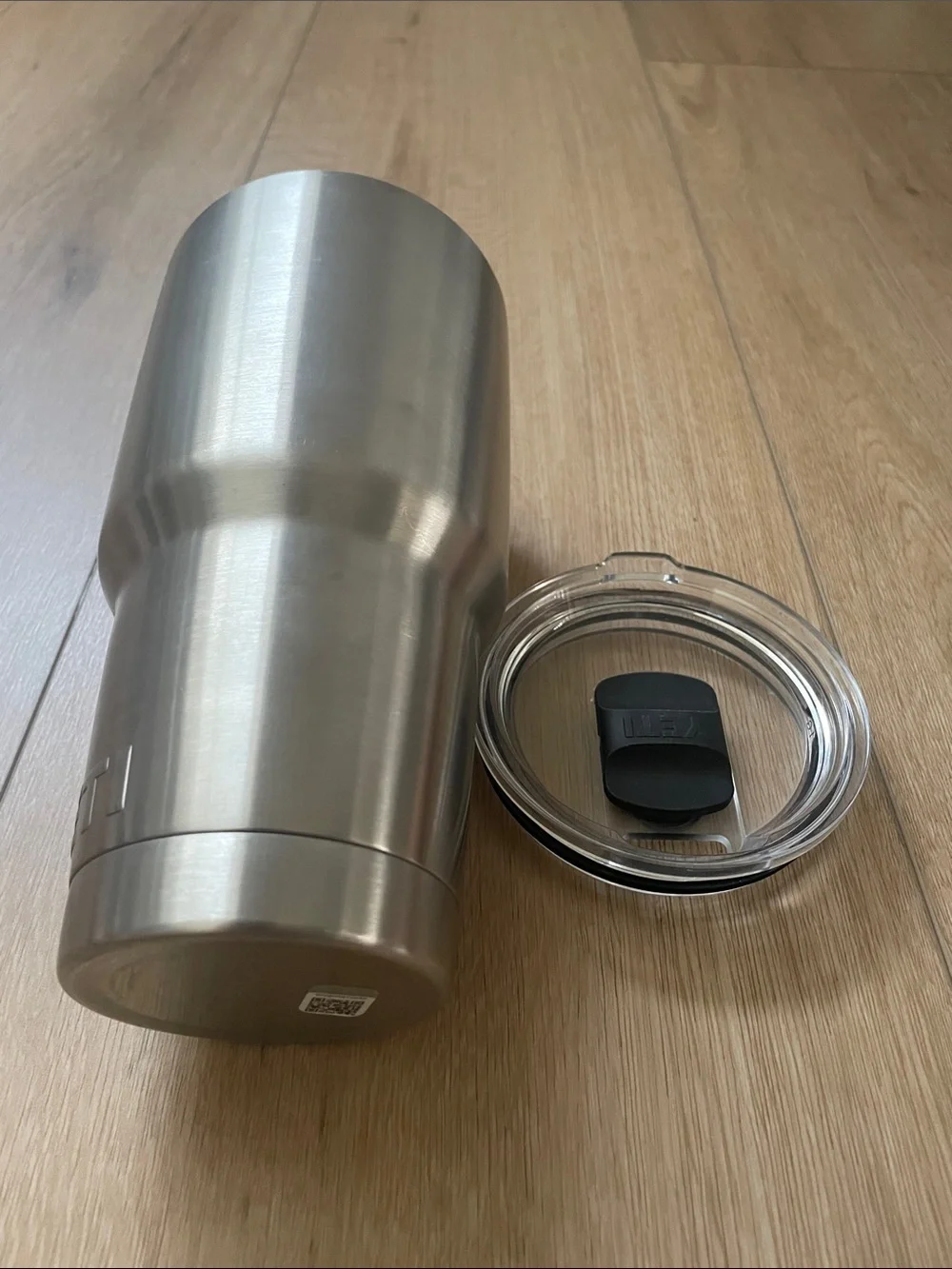 Yeti 30 oz Silver Stainless Steel Travel Tumbler with Clear Lid